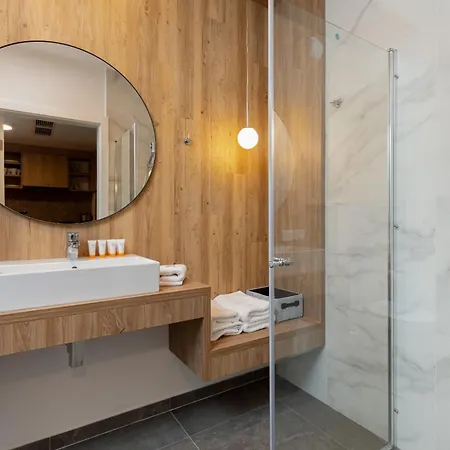 Jantaris By Renters Apart Otel