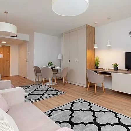 Jantaris By Renters Apart-hotel Mielno (Koszalin)
